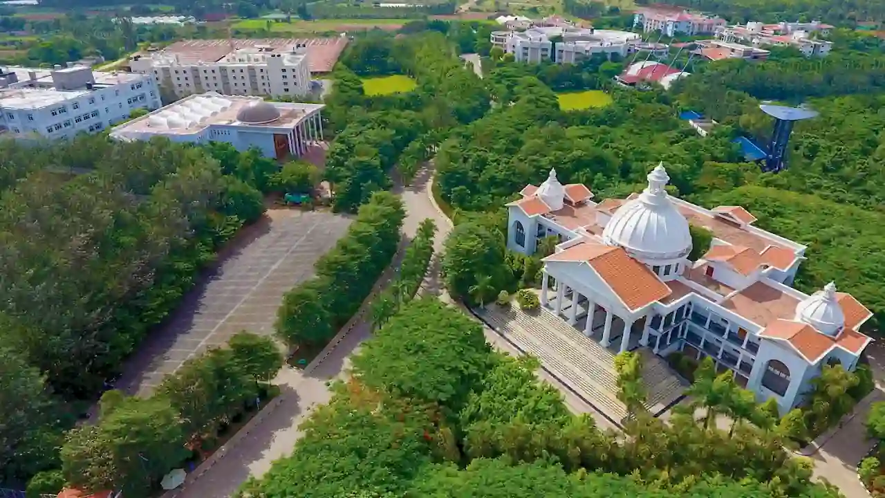 Alliance University banner