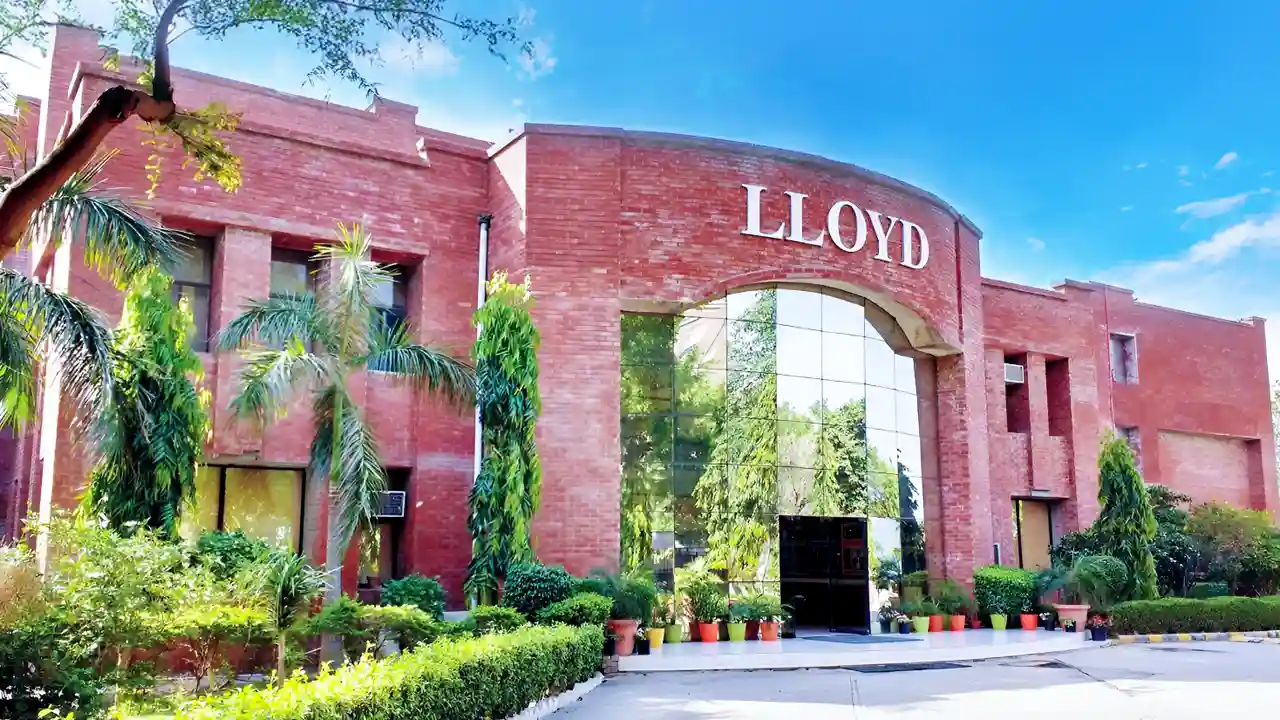 Lloyd_Institute_of_Engineering_and_Technology__ _Banner