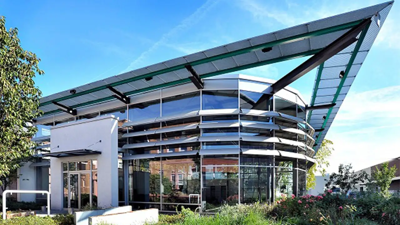 University_of_Applied_Management_banner
