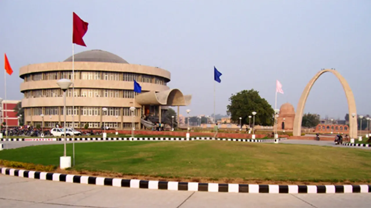 guru jambheshwar university online banner