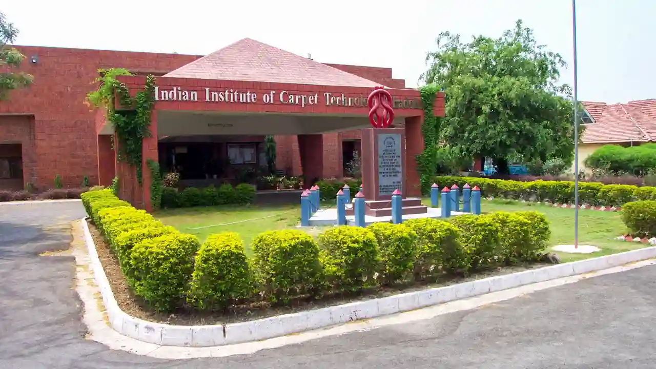 indian institute of carpet technology bhadohi banner