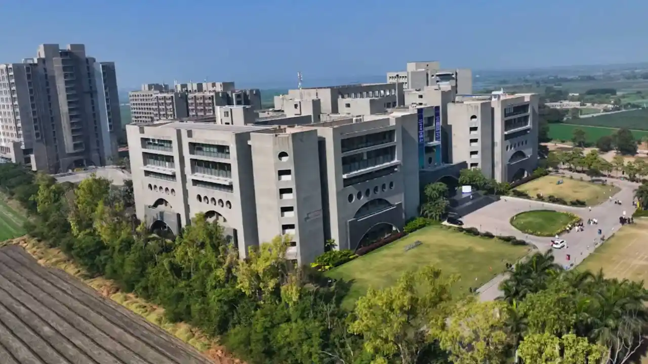 marwadi university banner